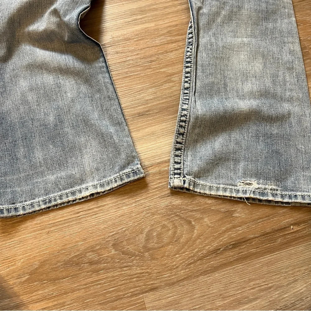 BKE Fulton Bootcut Jeans 28R Light Wash Y2K Distressed - Picture 7 of 9